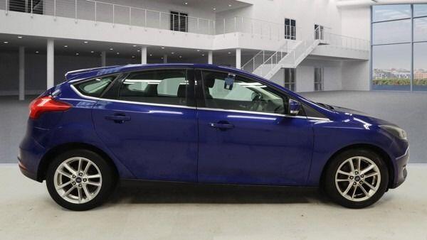 Used Ford Focus 2015 for sale - 77203950: Photo 11