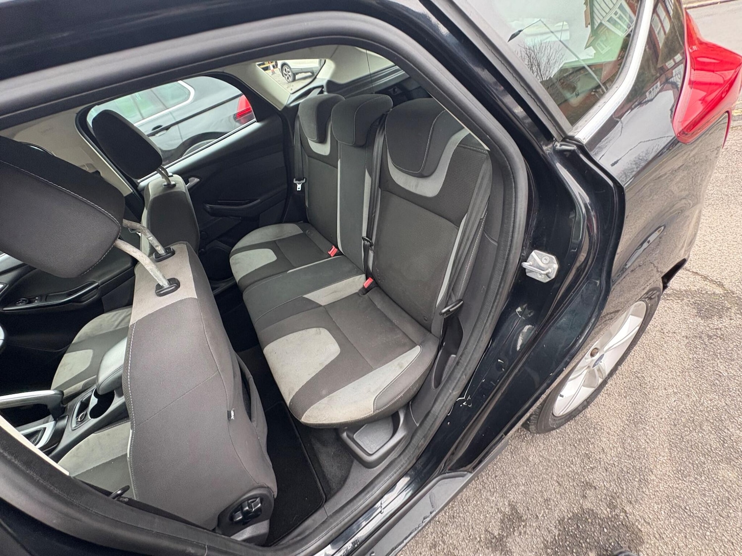 Used Ford Focus 2011 for sale - 77633202: Photo 30