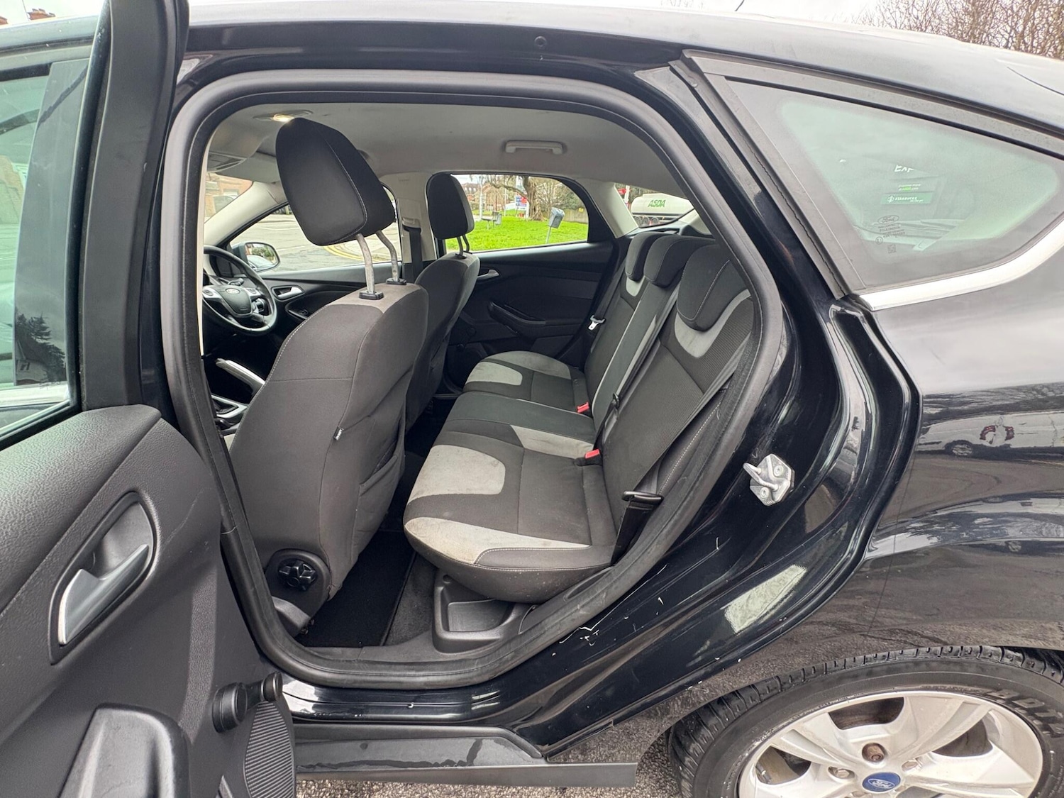 Used Ford Focus 2011 for sale - 77633202: Photo 31