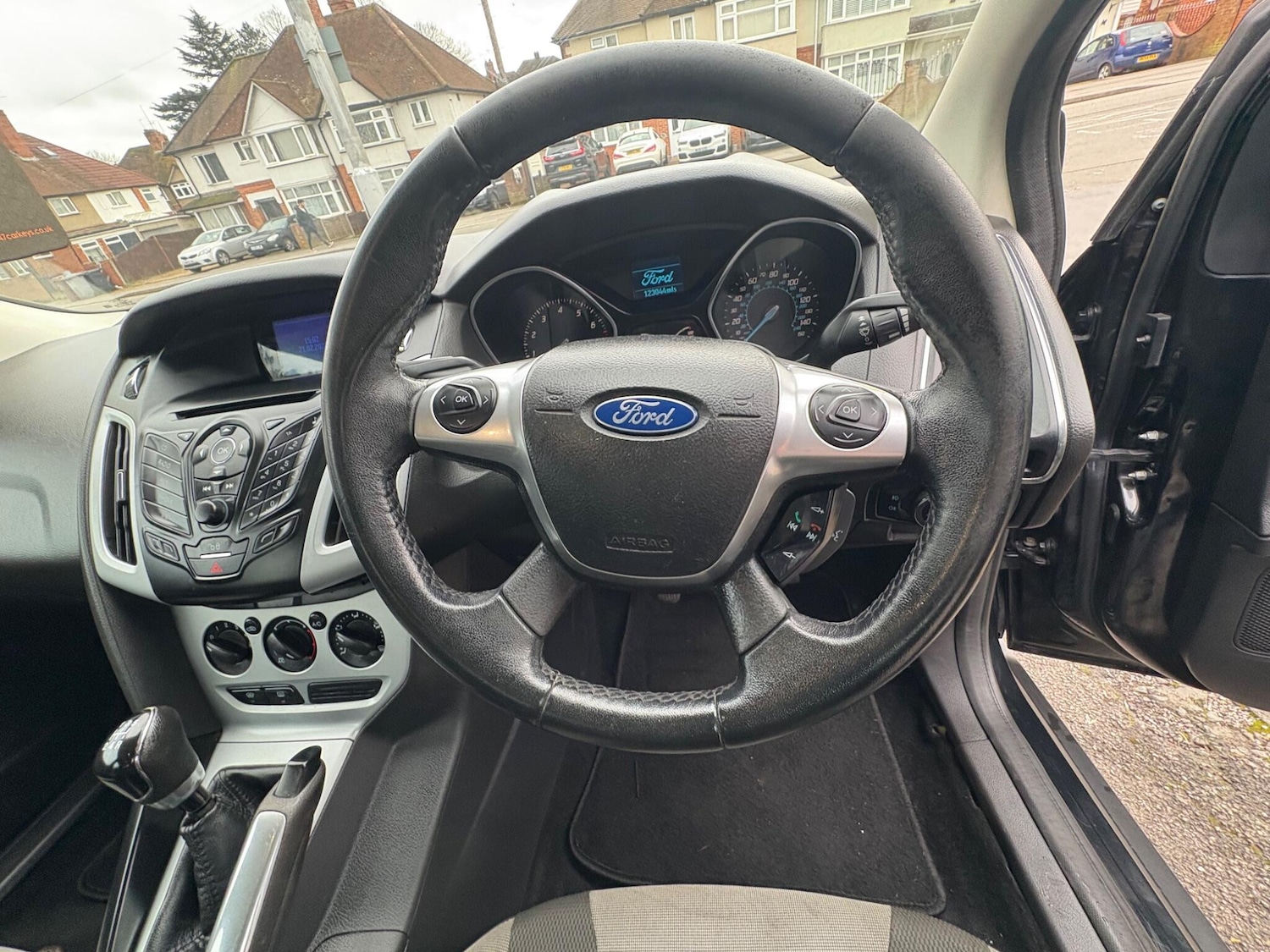 Used Ford Focus 2011 for sale - 77633202: Photo 55