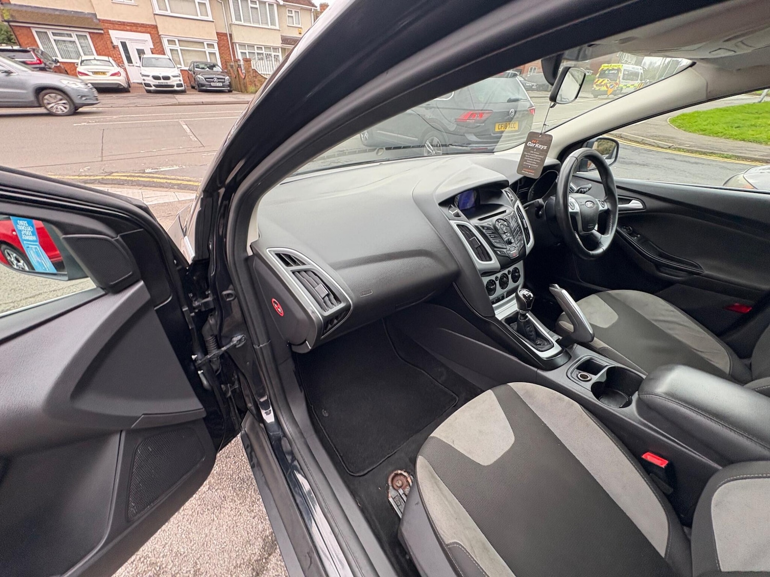 Used Ford Focus 2011 for sale - 77633202: Photo 76