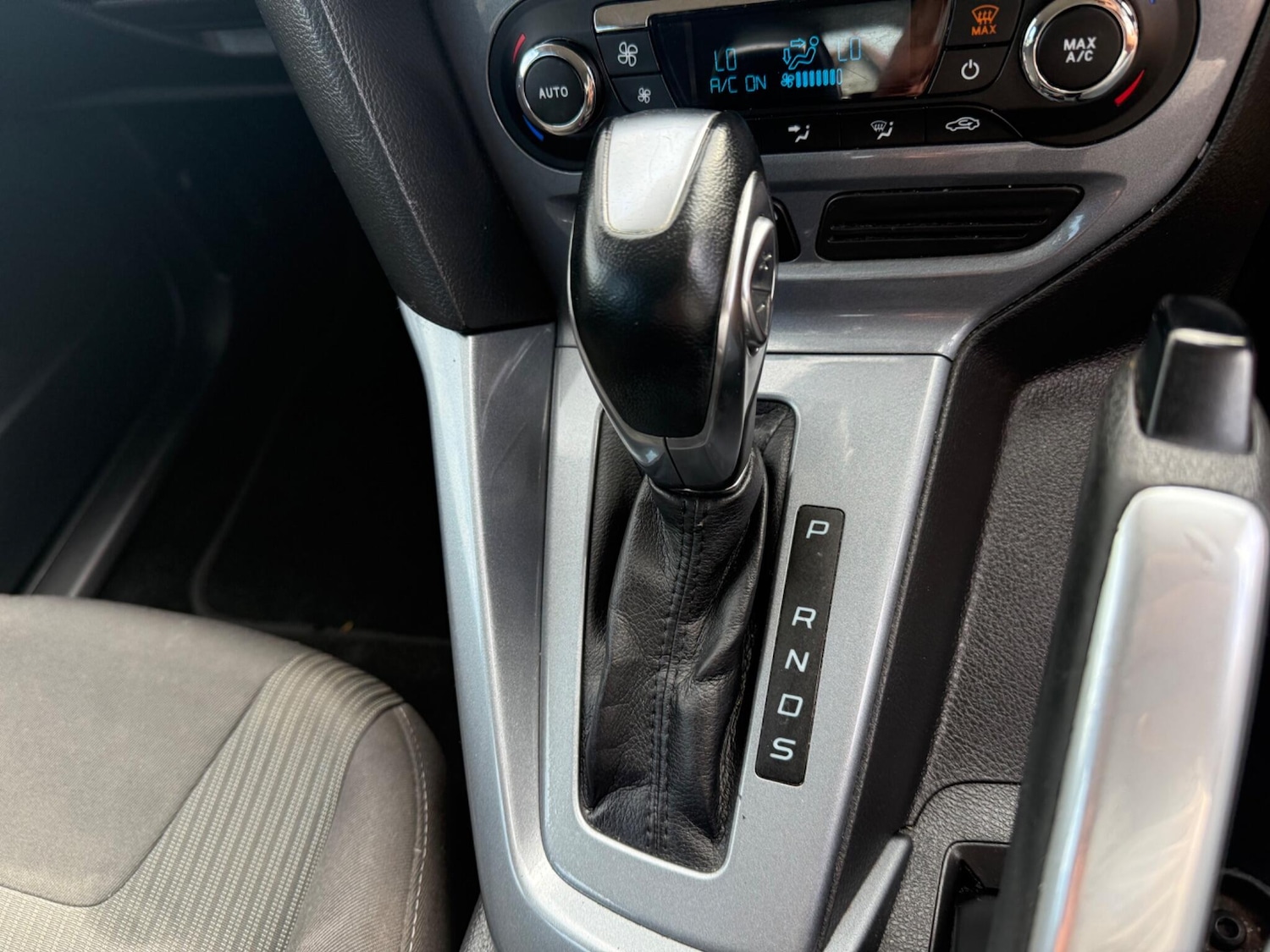 Used Ford Focus 2012 for sale - 76094550: Photo 40