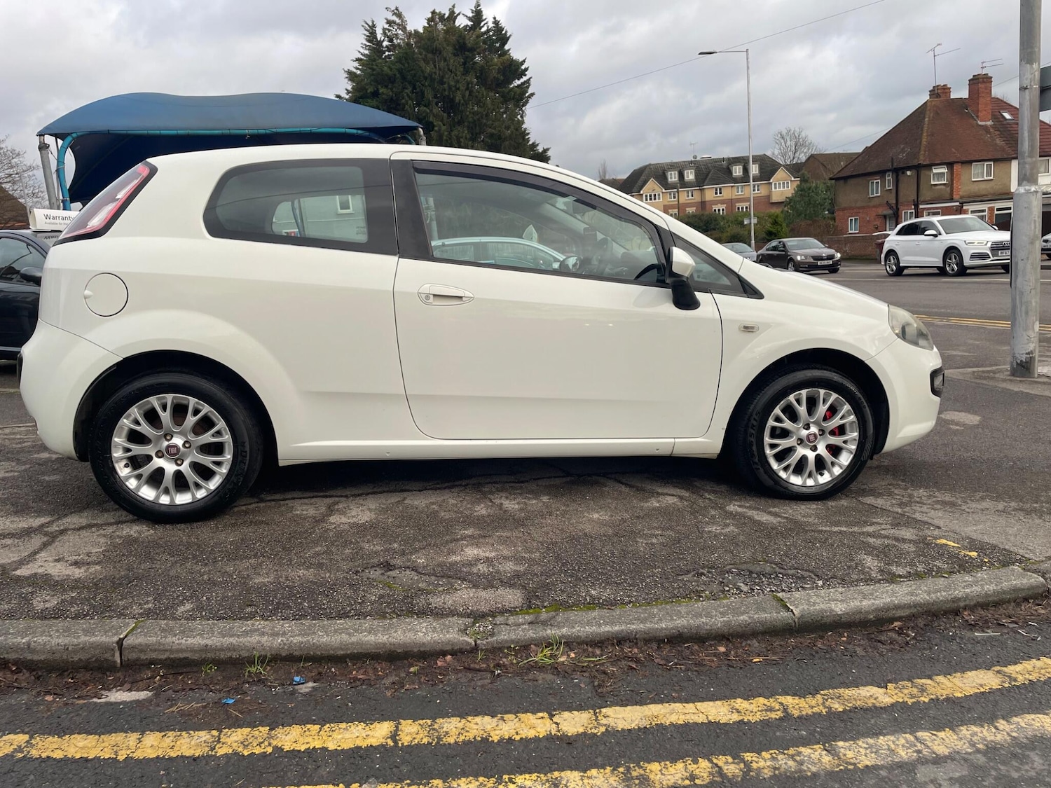 Used Fiat Punto Evo 2011 for sale - 77320817: Photo 16