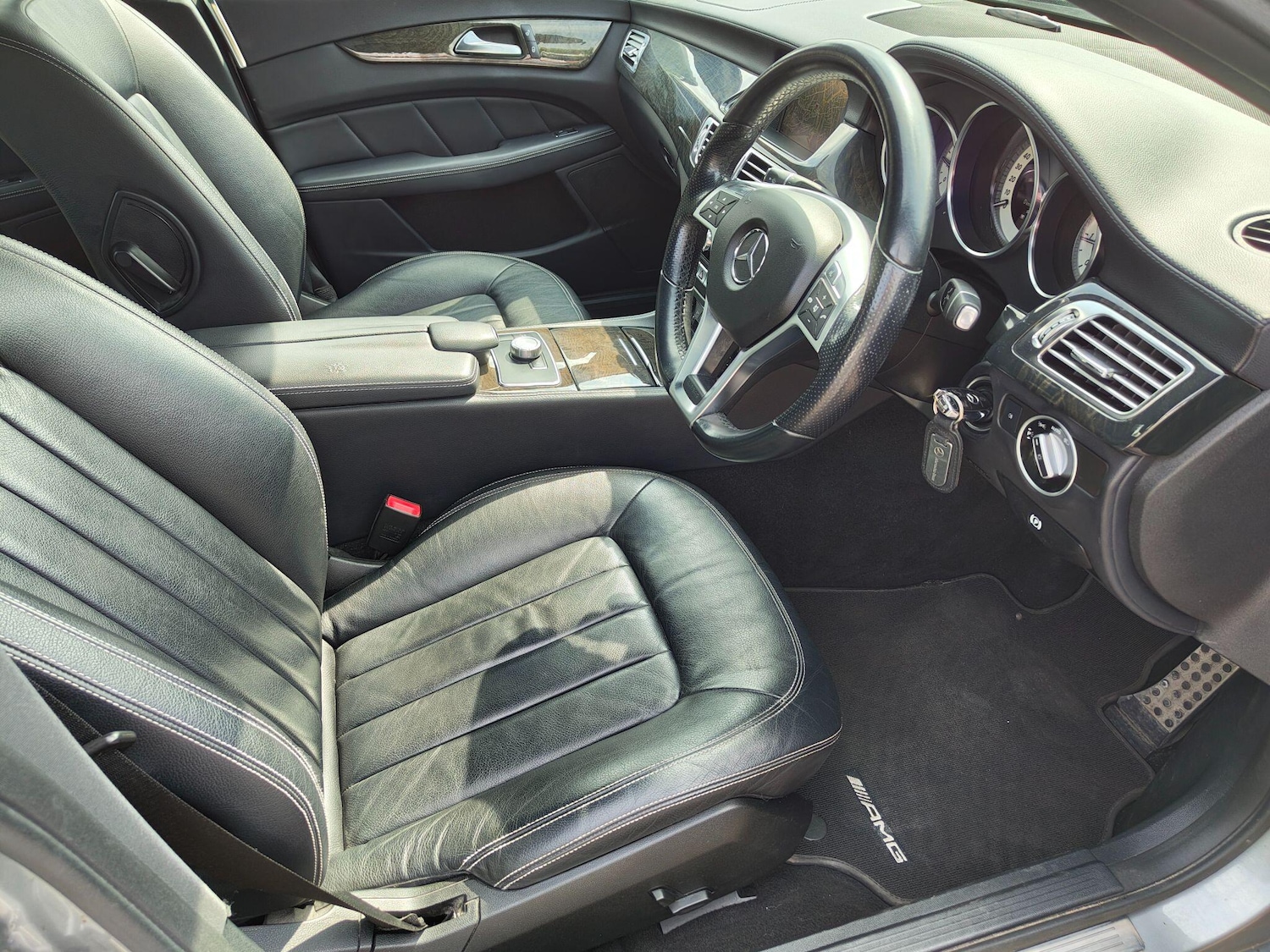 Used Mercedes-Benz CLS 2012 for sale - 76561721: Photo 20