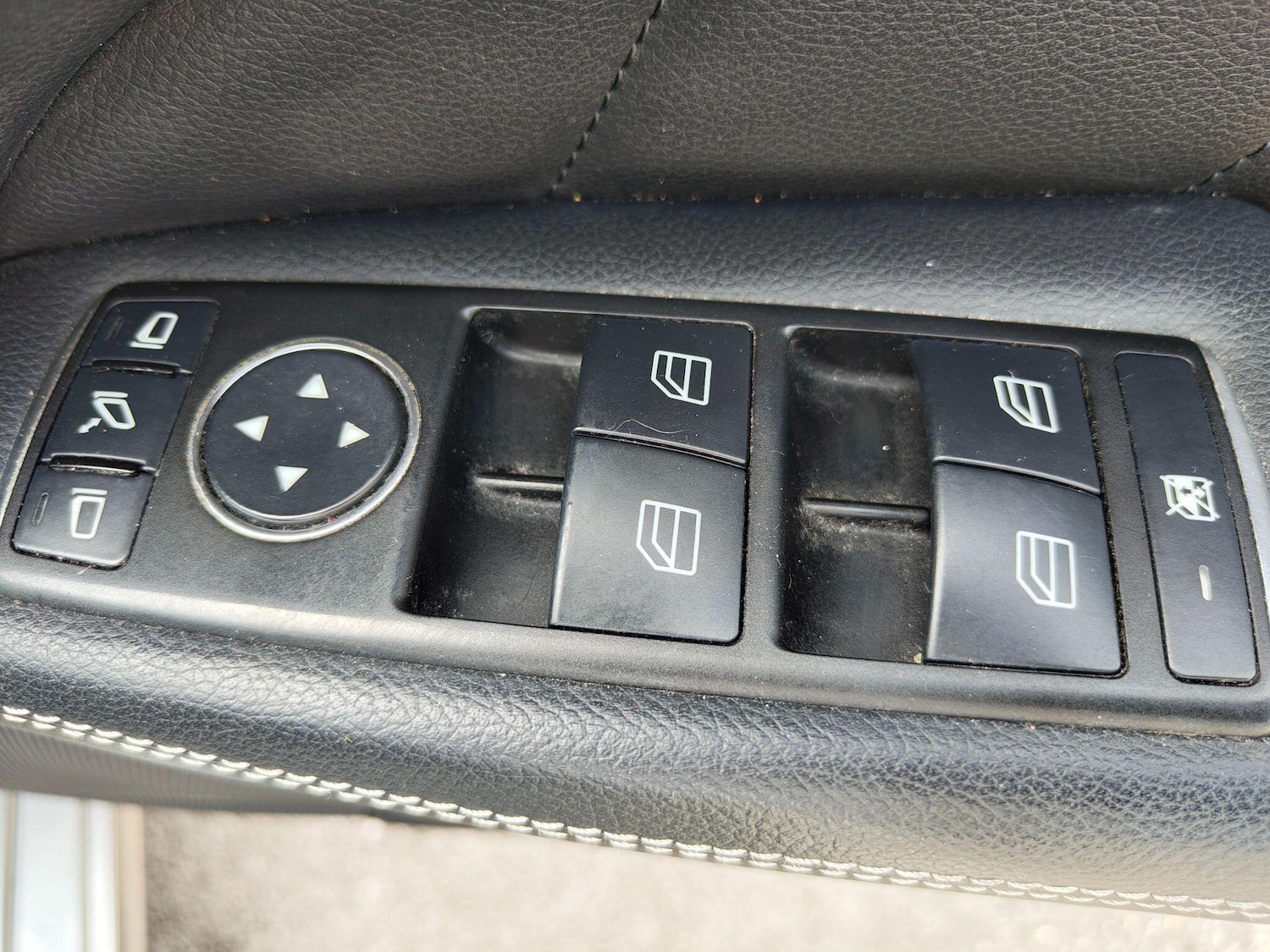 Used Mercedes-Benz CLS 2012 for sale - 76561721: Photo 29