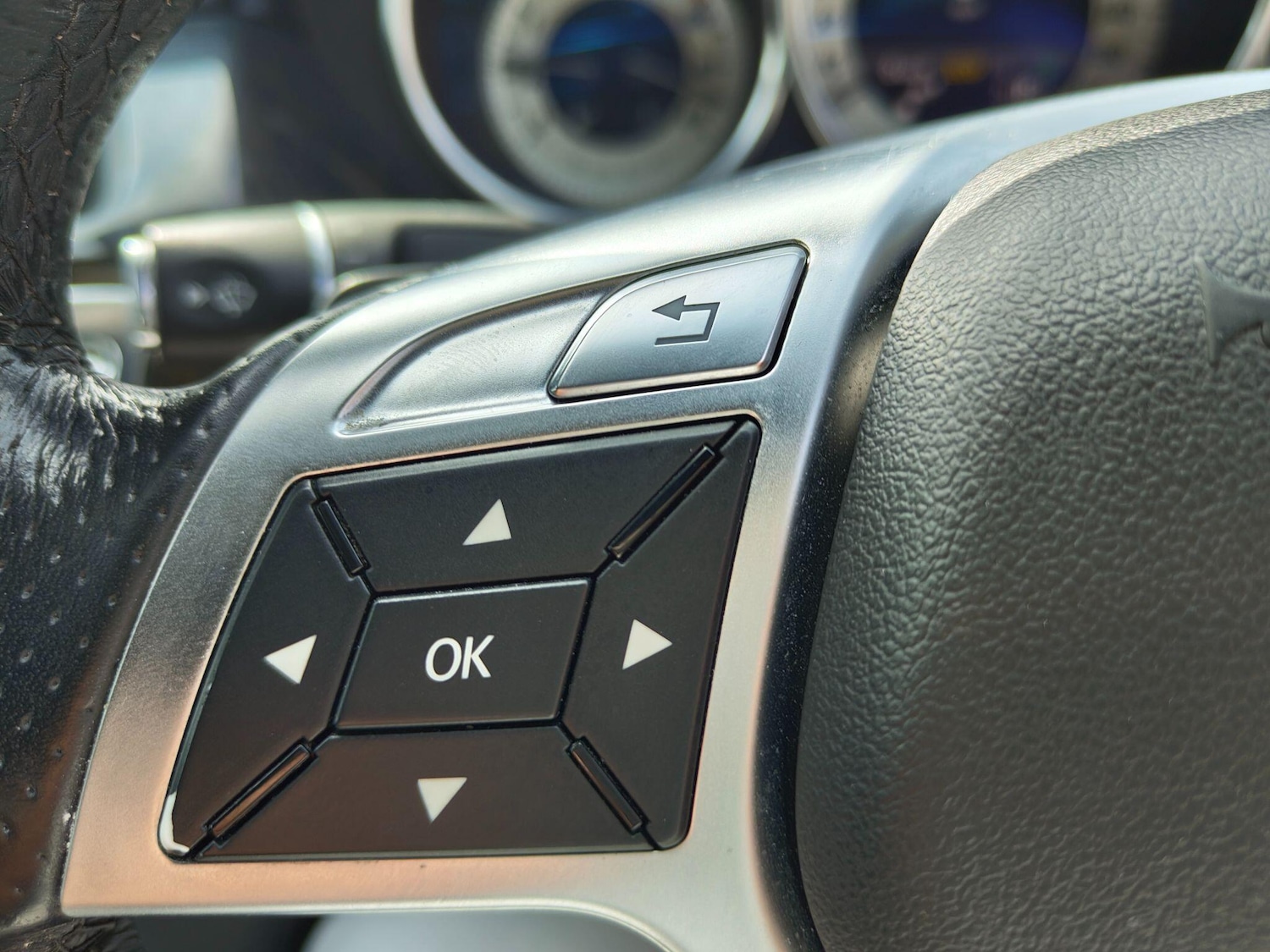 Used Mercedes-Benz CLS 2012 for sale - 76561721: Photo 34