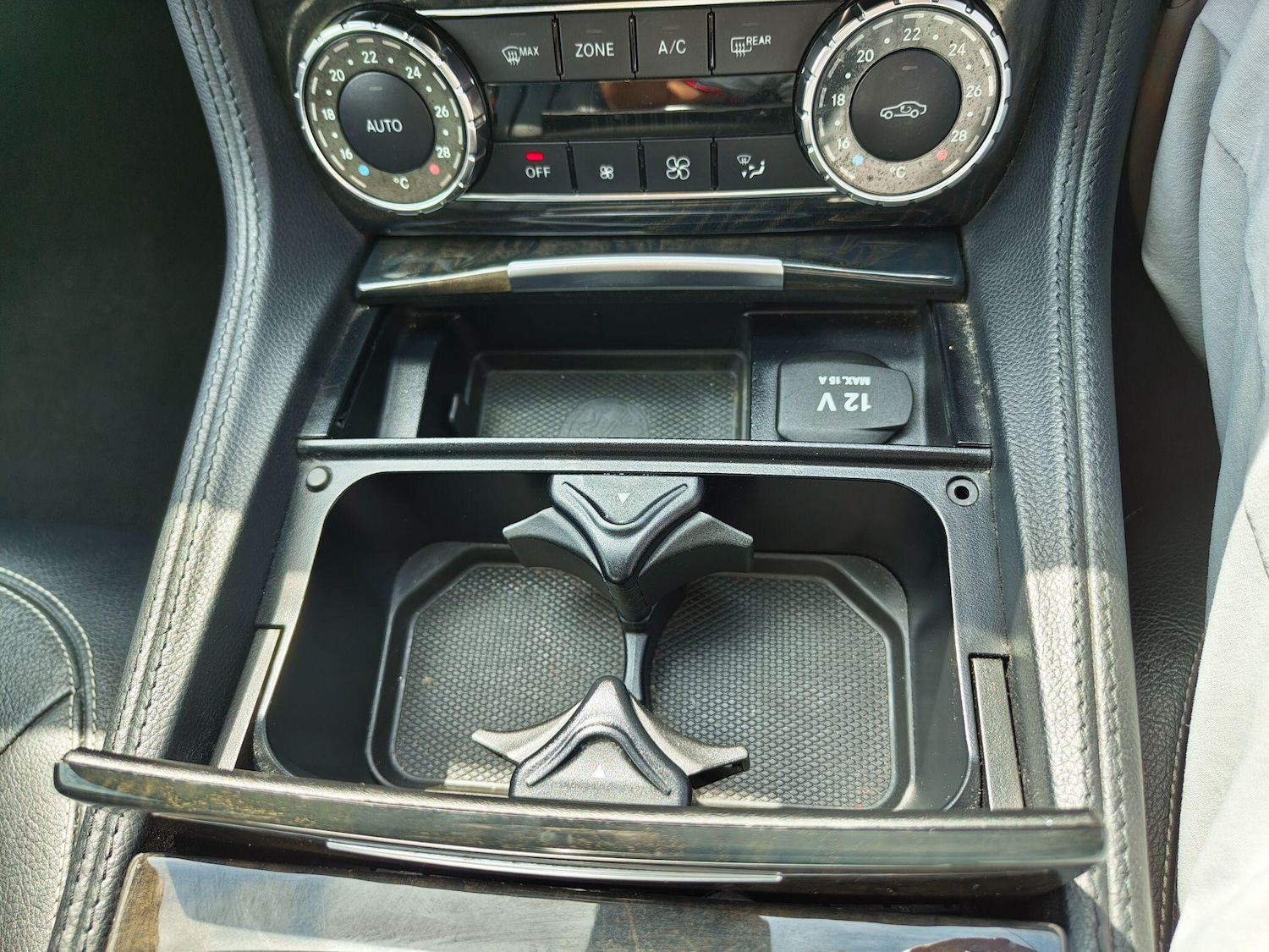 Used Mercedes-Benz CLS 2012 for sale - 76561721: Photo 40