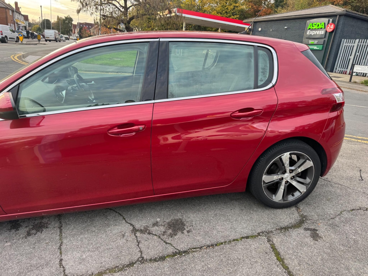 Used Peugeot 308 2015 for sale - 76472438: Photo 16