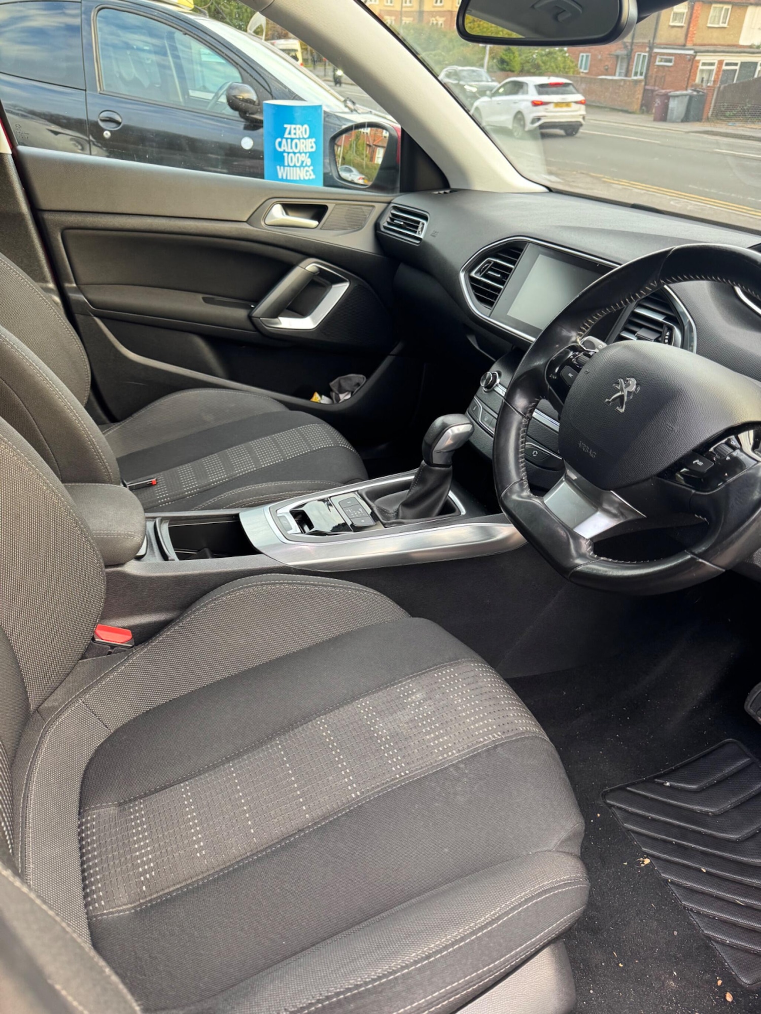Used Peugeot 308 2015 for sale - 76472438: Photo 30