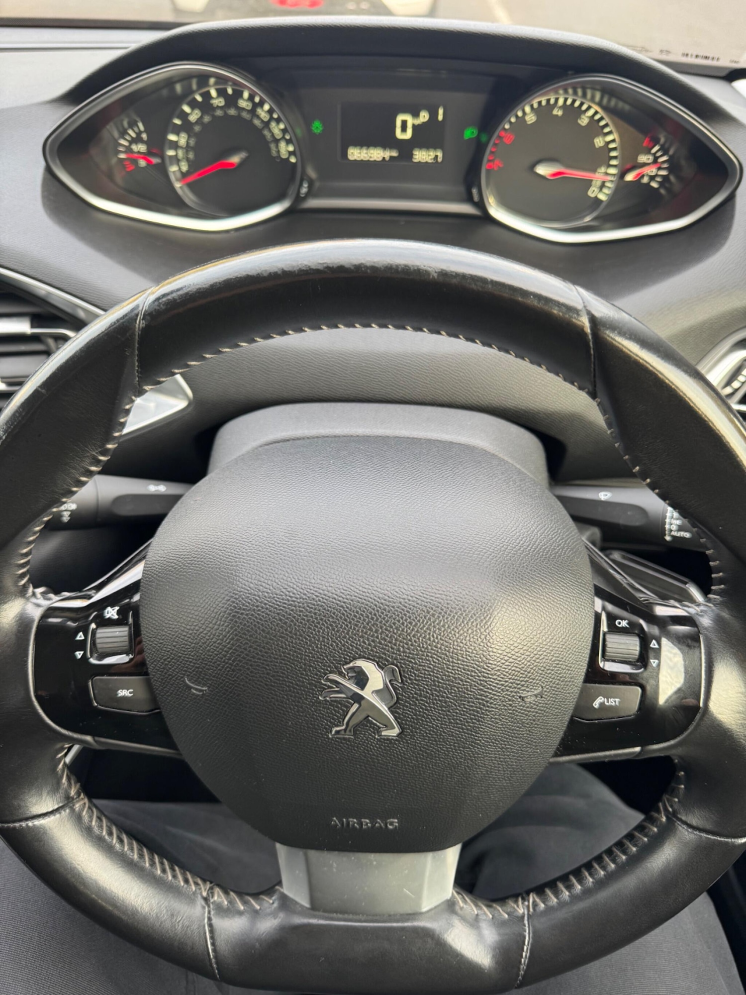 Used Peugeot 308 2015 for sale - 76472438: Photo 51