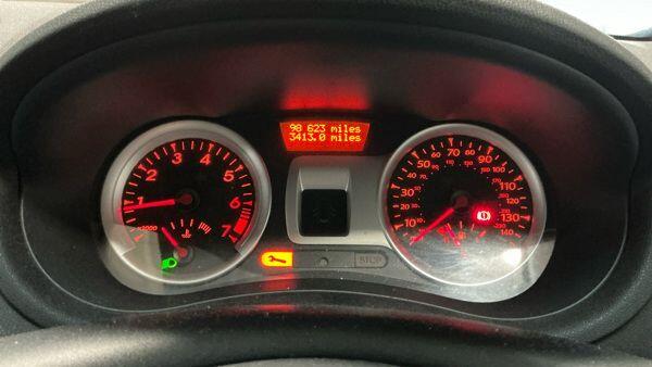 Used Renault Clio 2011 for sale - 77314836: Photo 20