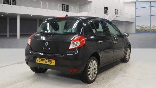 Used Renault Clio 2011 for sale - 77314836: Photo 8