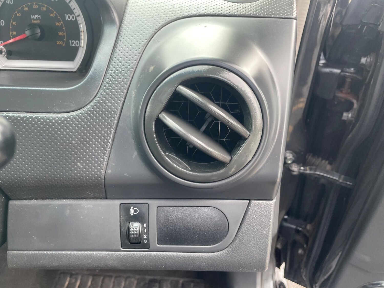 Used Chevrolet Aveo 2009 for sale - 77537876: Photo 27