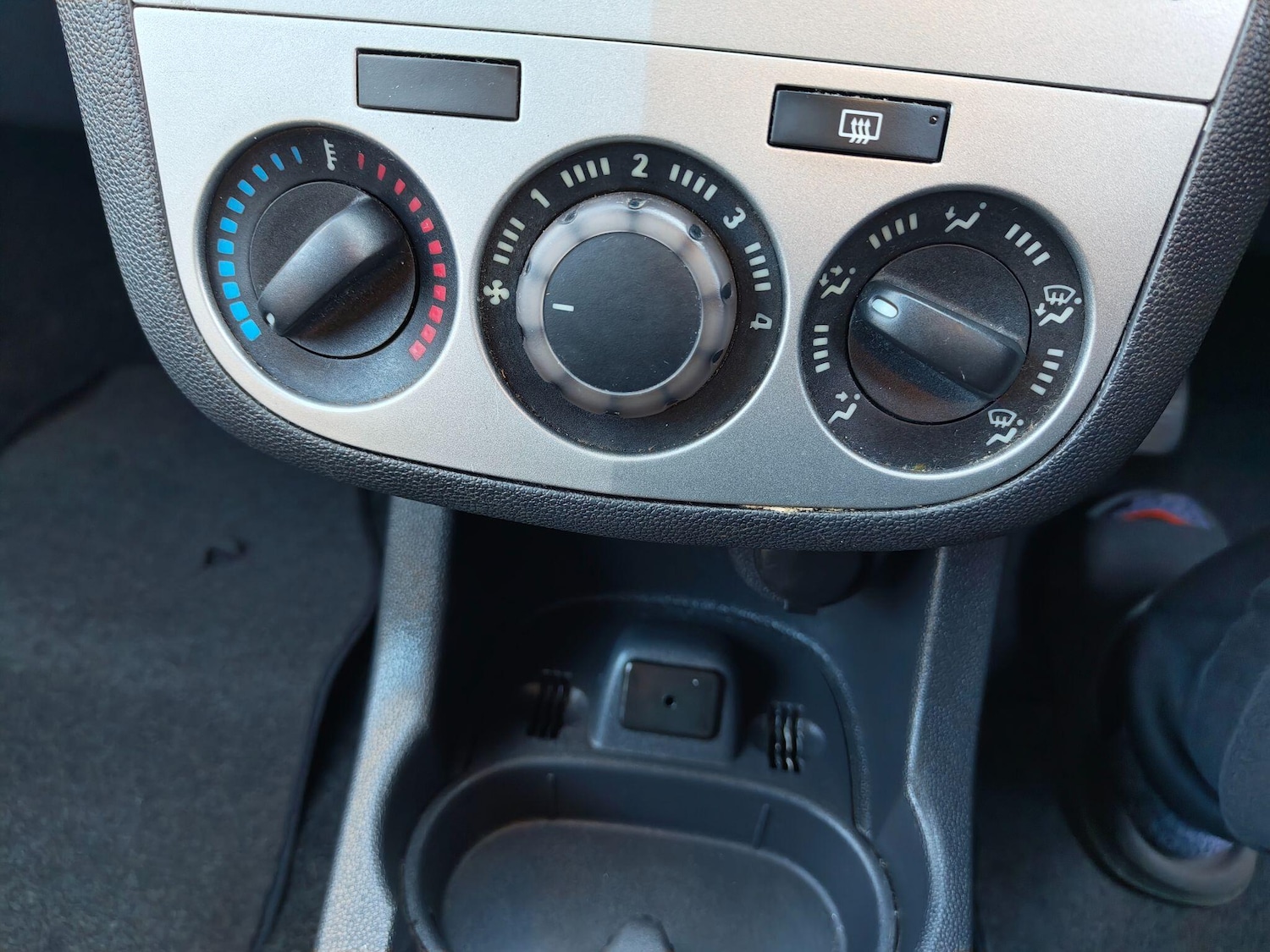 Used Vauxhall Corsa 2013 for sale - 77958307: Photo 58