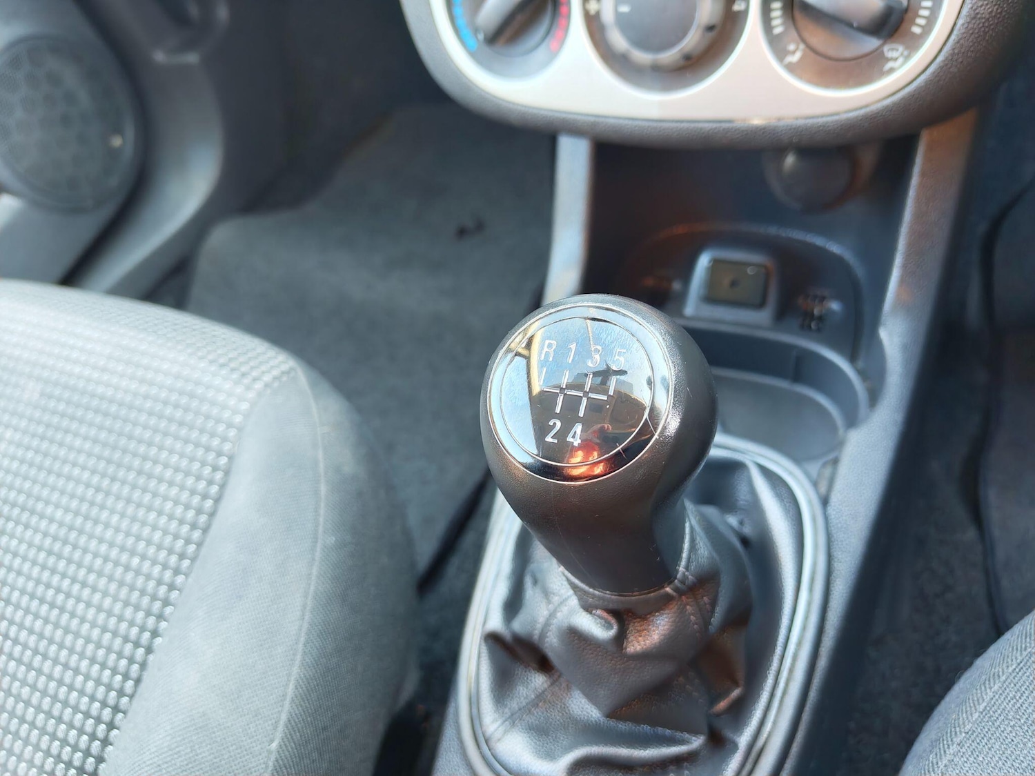 Used Vauxhall Corsa 2013 for sale - 77958307: Photo 59