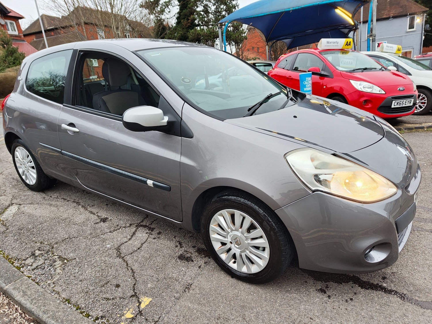 Used Renault Clio 2010 for sale - 77598305: Photo 13