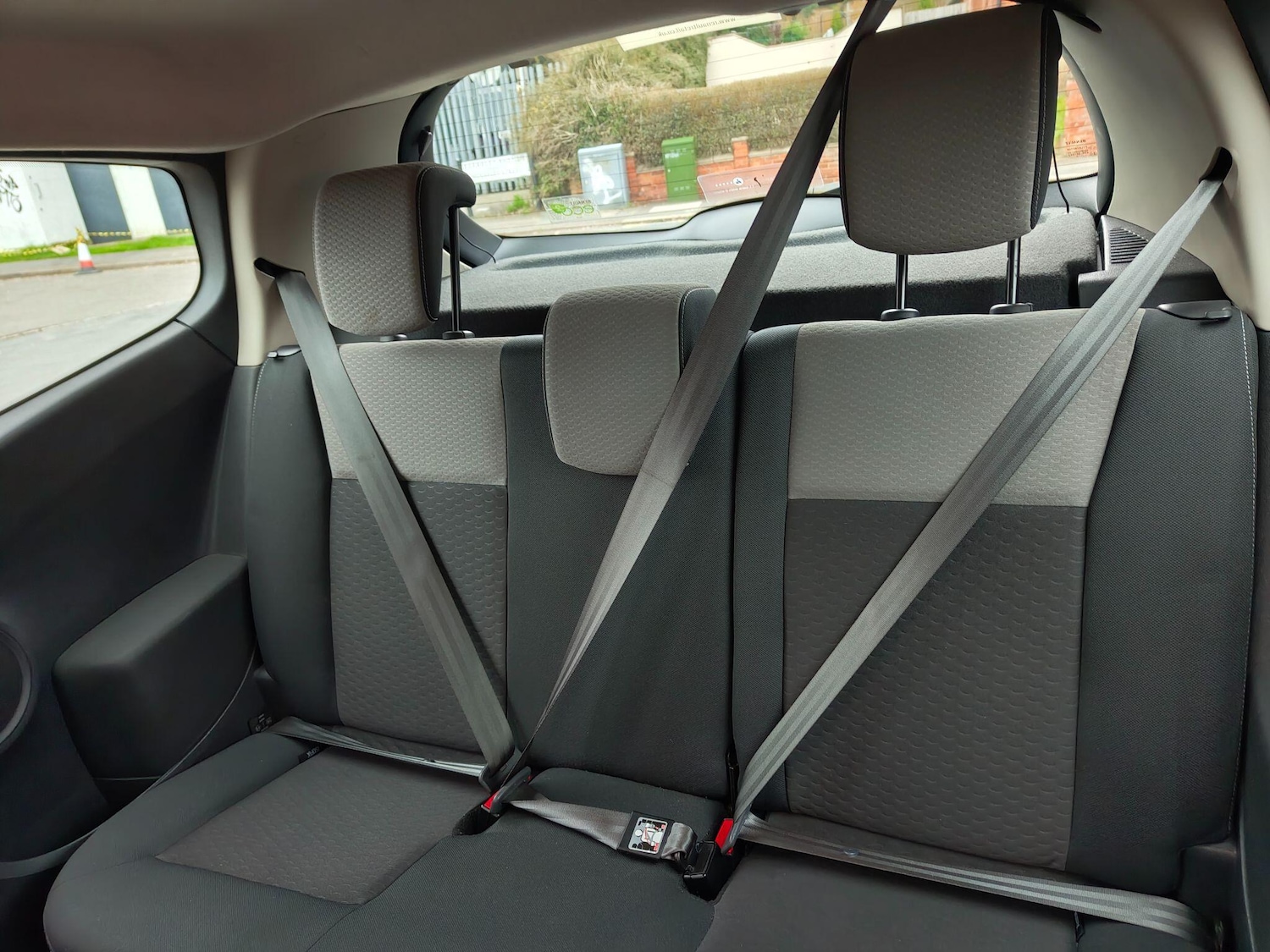 Used Renault Clio 2010 for sale - 77598305: Photo 34