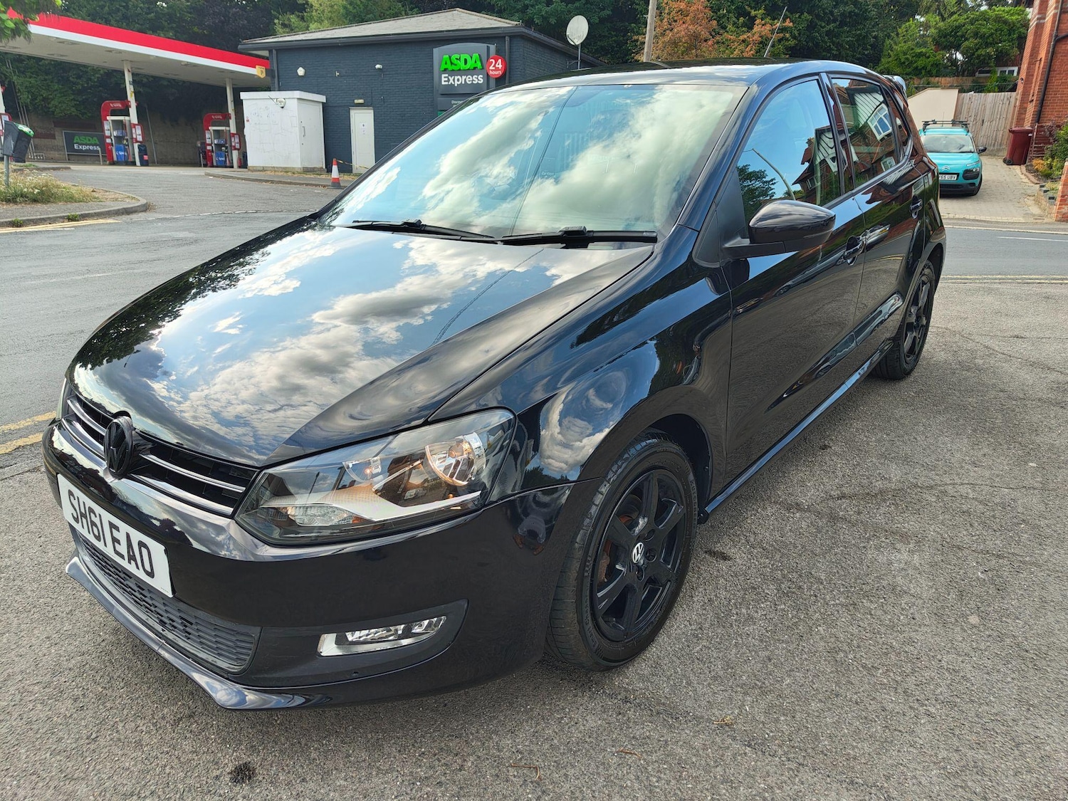 Vehicle 1