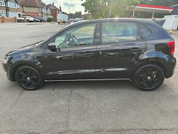Used Volkswagen Polo 2011 for sale - 75414339: Photo