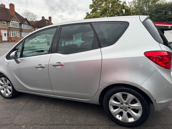 Used Vauxhall Meriva 2010 for sale - 76060775: Photo 17
