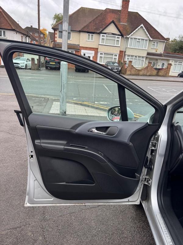 Used Vauxhall Meriva 2010 for sale - 76060775: Photo 70