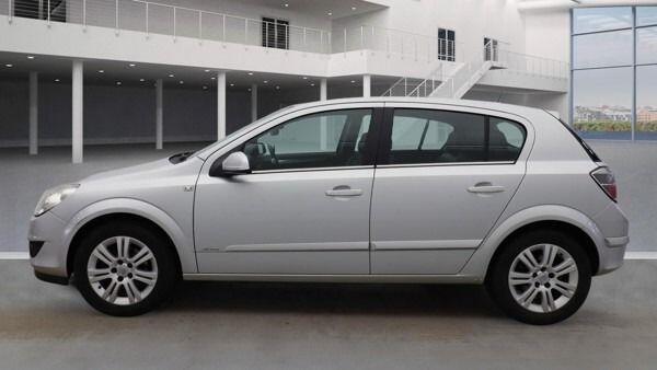 Used Vauxhall Astra 2008 for sale - 77696663: Photo 12