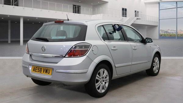 Used Vauxhall Astra 2008 for sale - 77696663: Photo 8