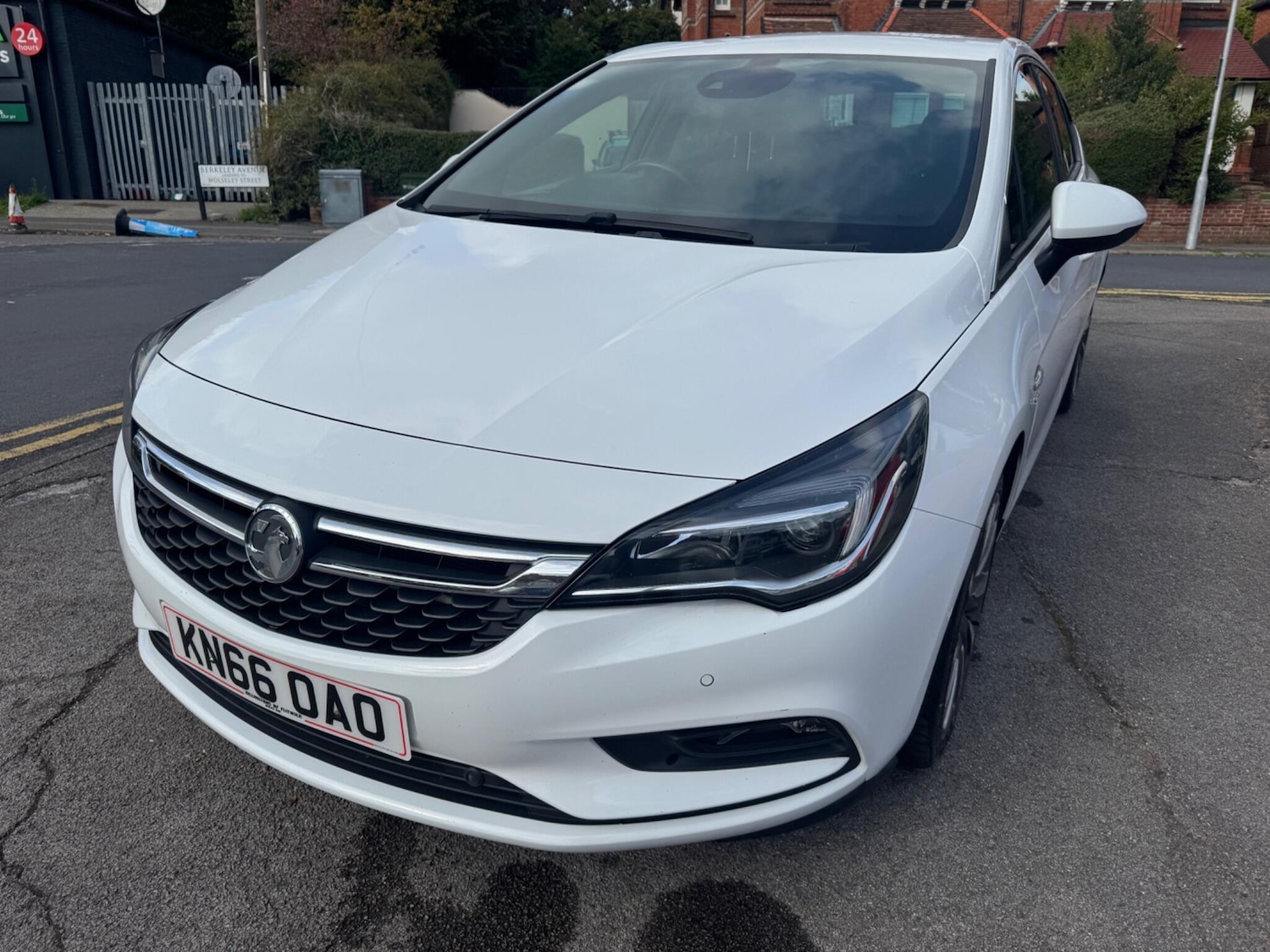 Used Vauxhall Astra 2016 for sale - 76042469: Photo 3