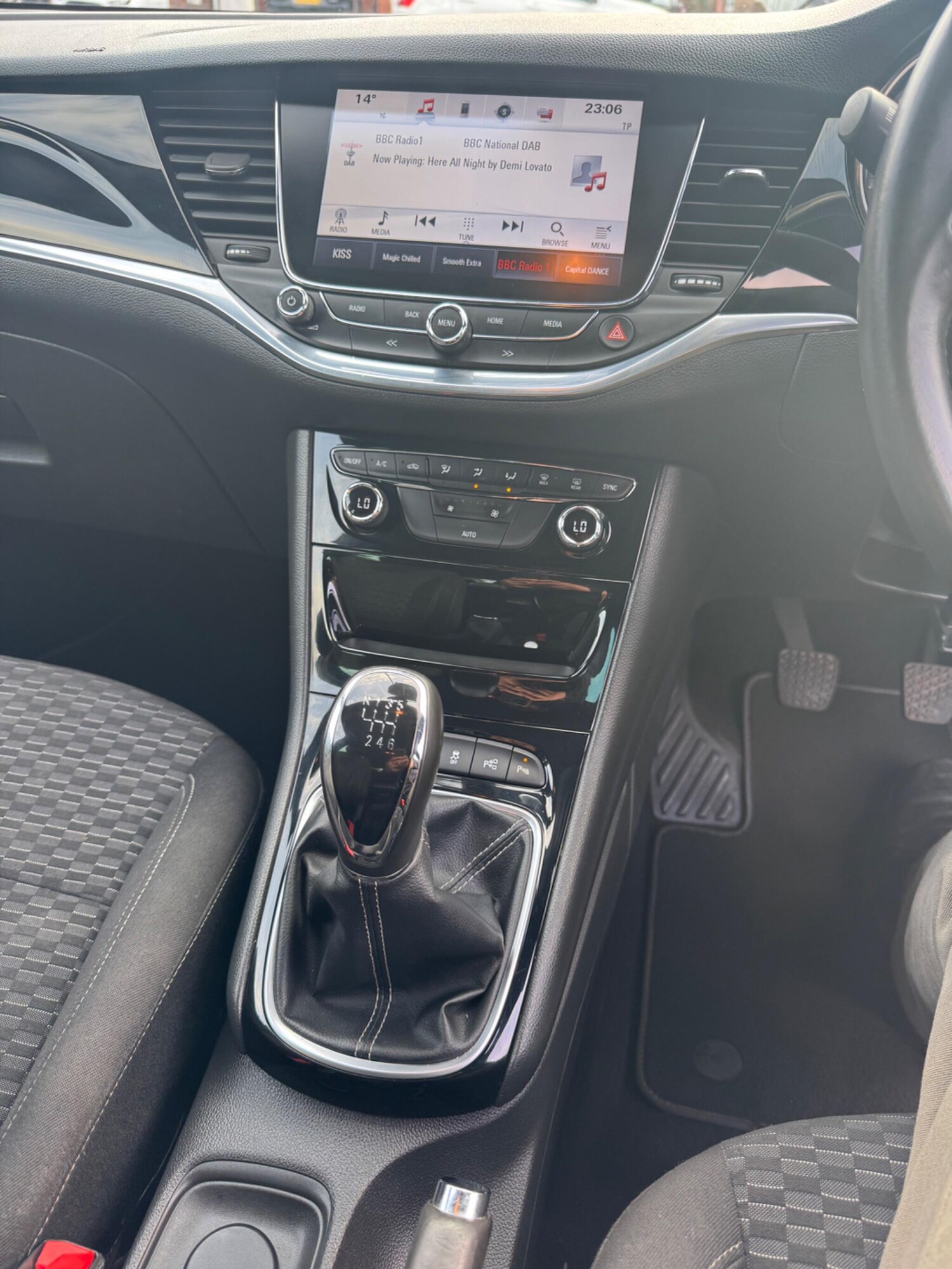 Used Vauxhall Astra 2016 for sale - 76042469: Photo 62