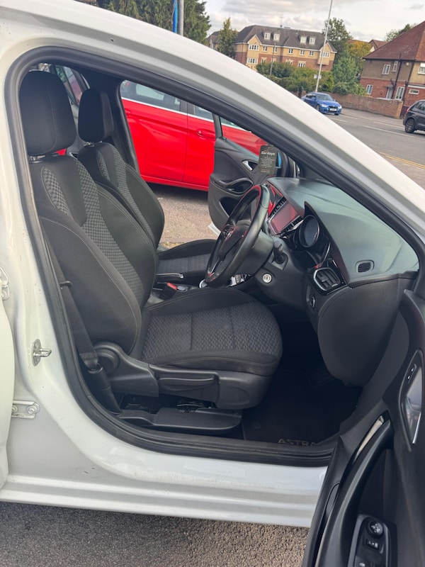 Used Vauxhall Astra 2016 for sale - 76042469: Photo 65