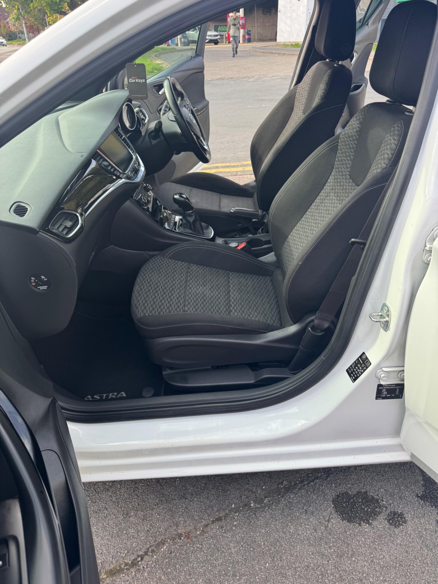 Used Vauxhall Astra 2016 for sale - 76042469: Photo 87