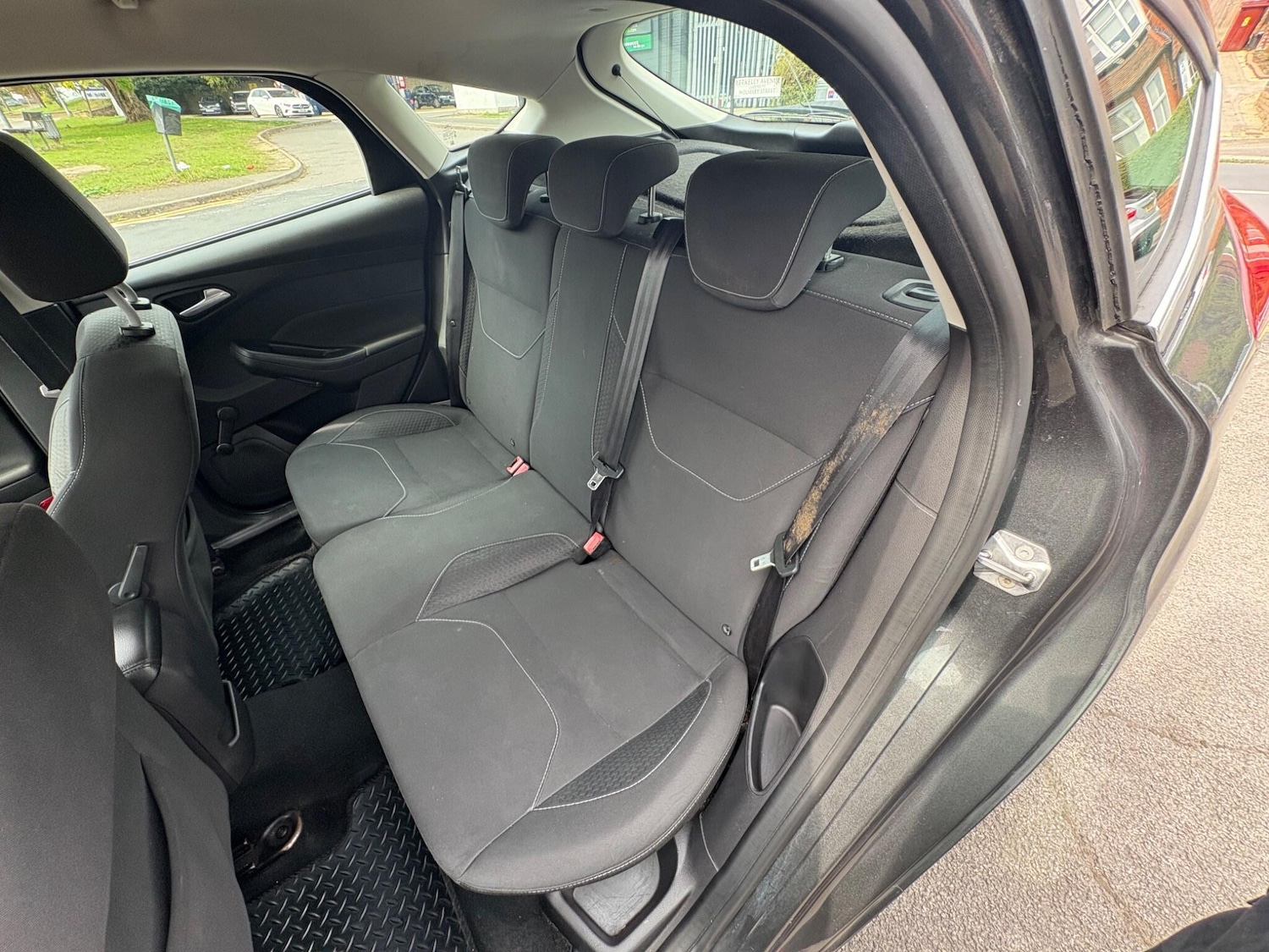 Used Ford Focus 2015 for sale - 76701154: Photo 33