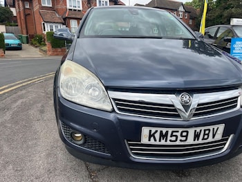Used Vauxhall Astra 2010 for sale - 78535356: Photo