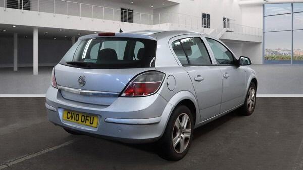 Used Vauxhall Astra 2010 for sale - 77144438: Photo 8