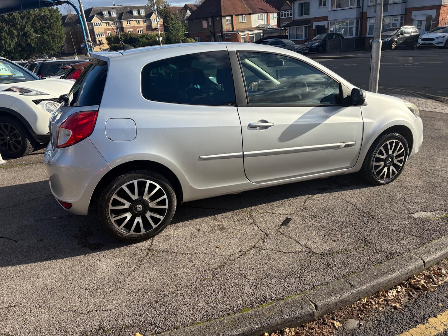 Used Renault Clio 2012 for sale - 76512731: Photo 12