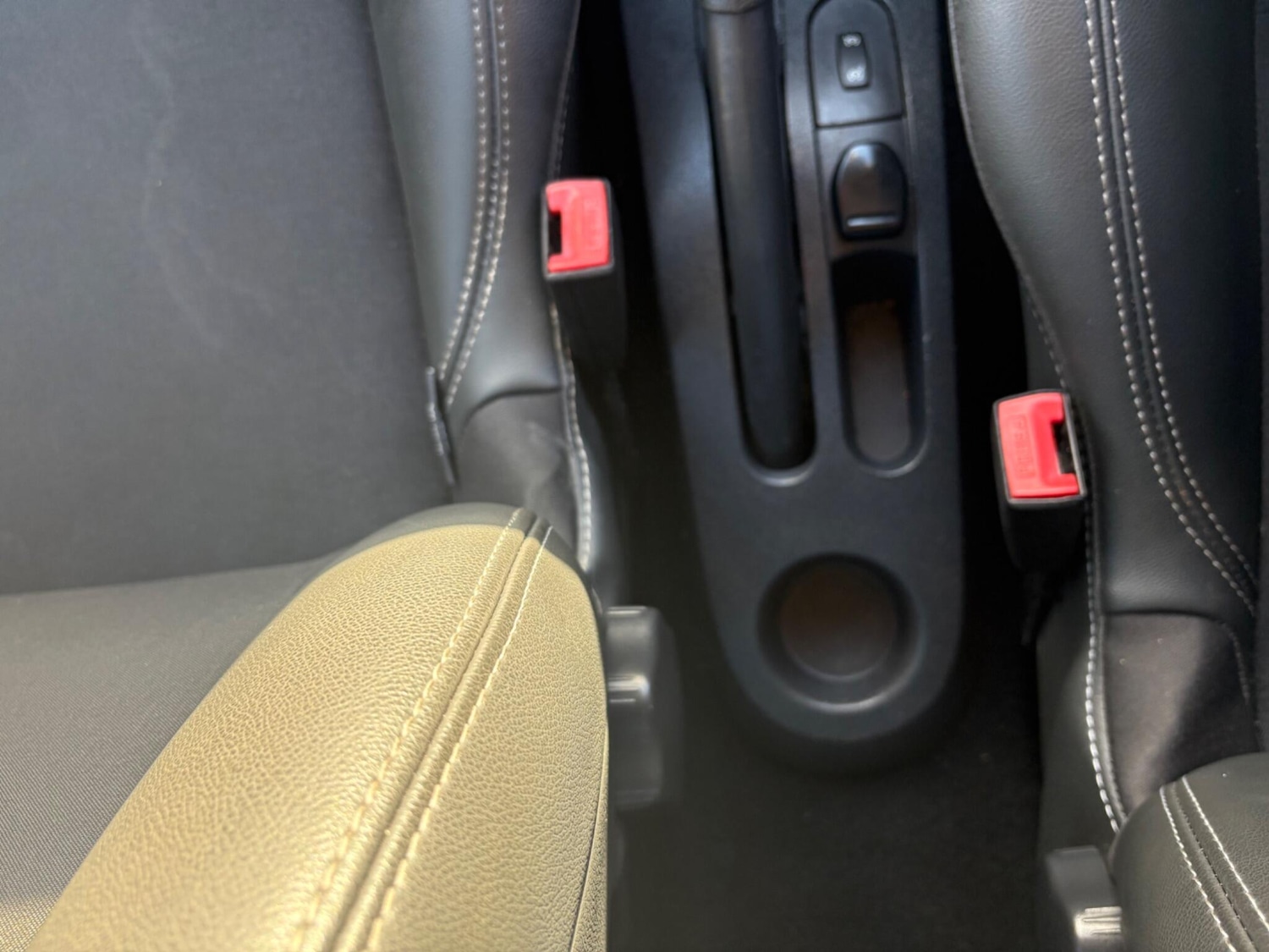 Used Renault Clio 2012 for sale - 76512731: Photo 19