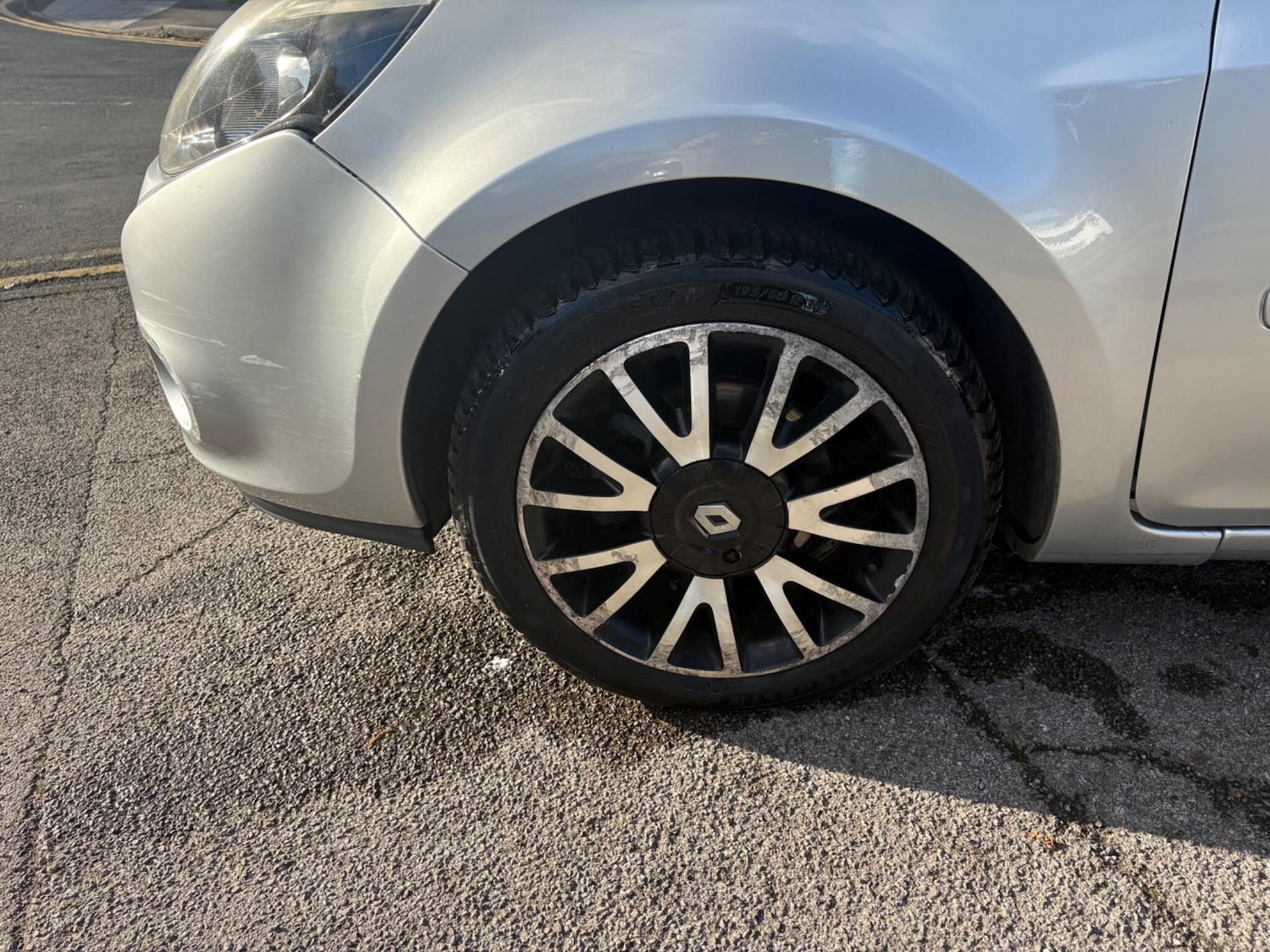 Used Renault Clio 2012 for sale - 76512731: Photo 40