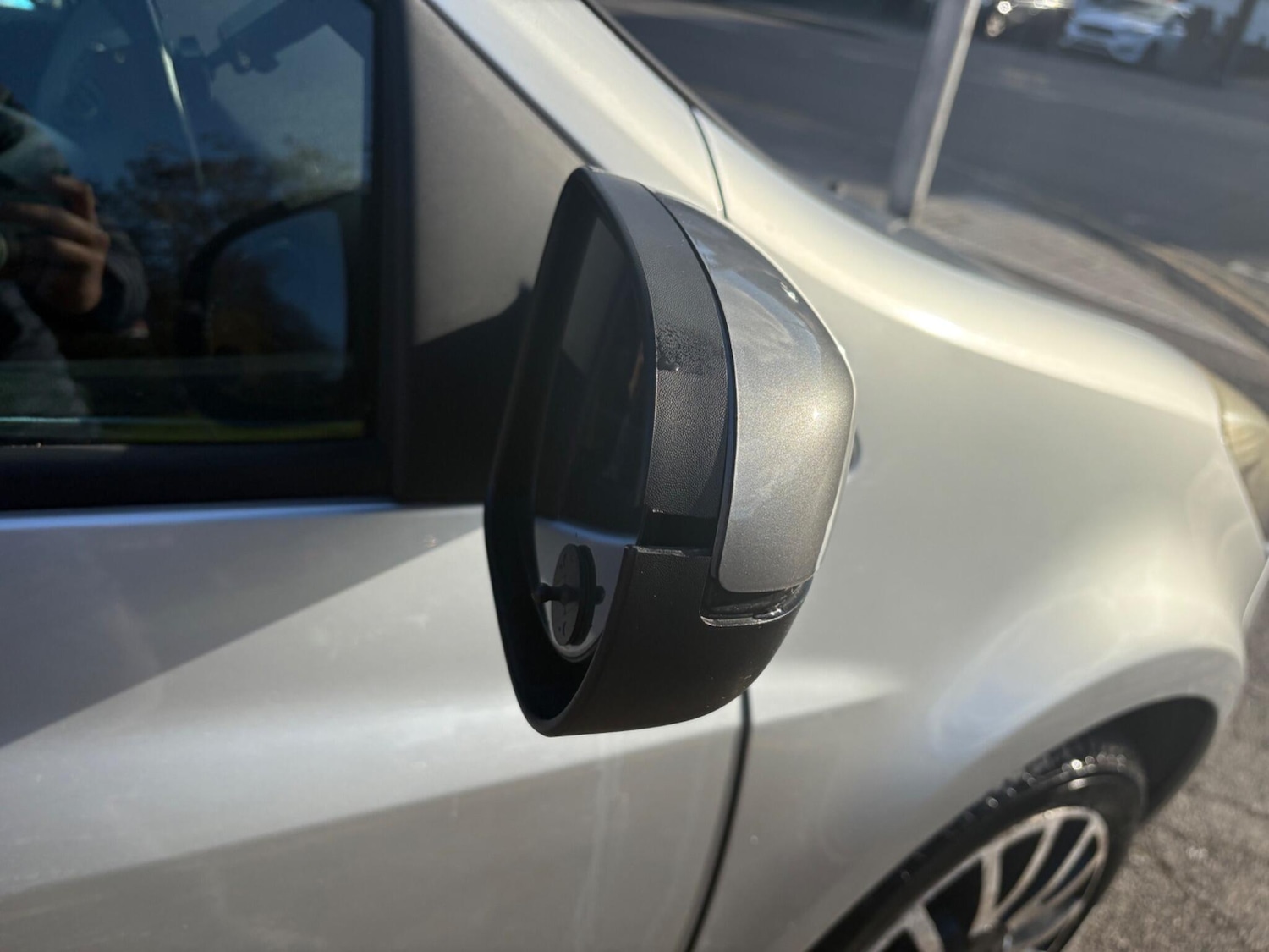 Used Renault Clio 2012 for sale - 76512731: Photo 43