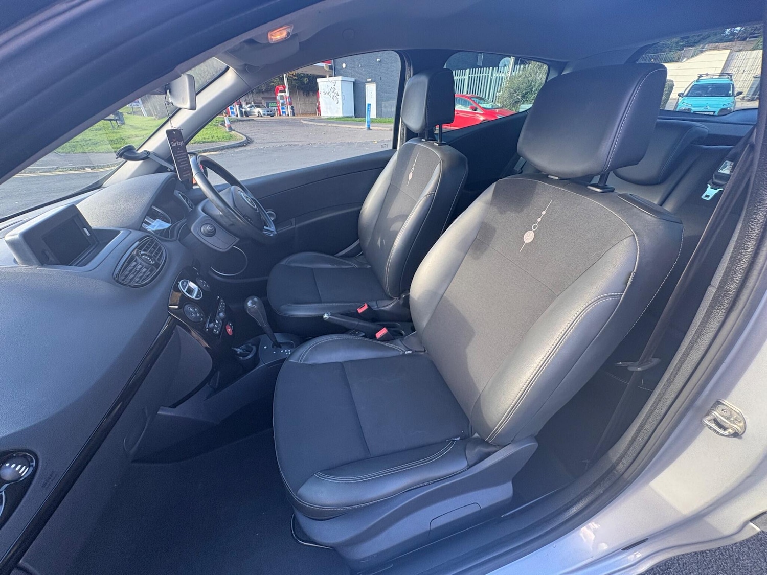 Used Renault Clio 2012 for sale - 76512731: Photo 52