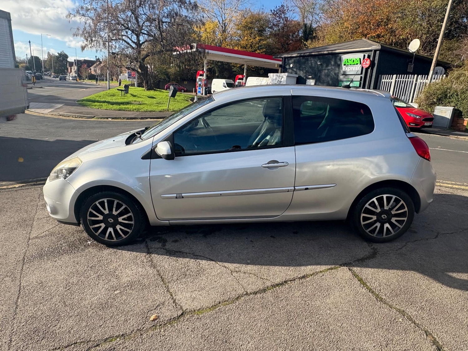 Used Renault Clio 2012 for sale - 76512731: Photo 9