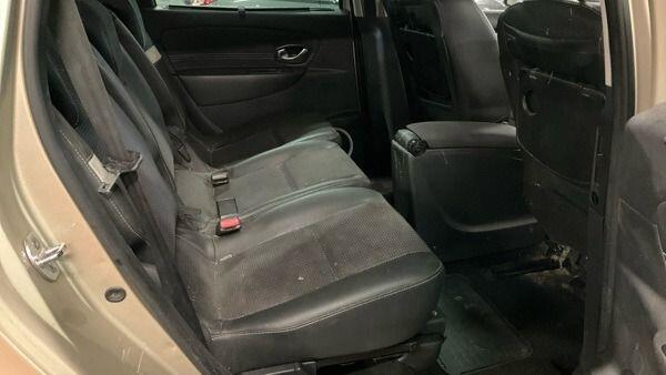 Used Renault Grand Scenic 2011 for sale - 76965254: Photo 17