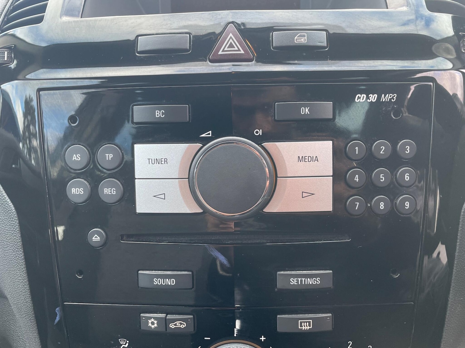 Used Vauxhall Zafira 2012 for sale - 78205518: Photo 42