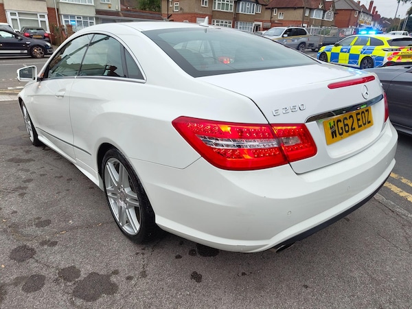 Used Mercedes-Benz E-Class 2012 for sale - 76238983: Photo 10