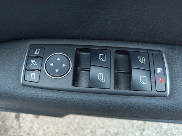 Used Mercedes-Benz E-Class 2012 for sale - 76238983: Photo 36
