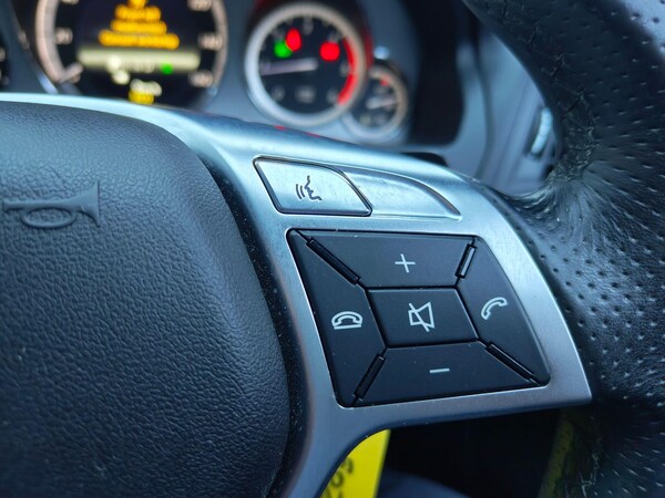 Used Mercedes-Benz E-Class 2012 for sale - 76238983: Photo 42
