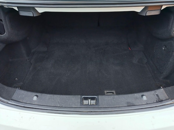 Used Mercedes-Benz E-Class 2012 for sale - 76238983: Photo 69