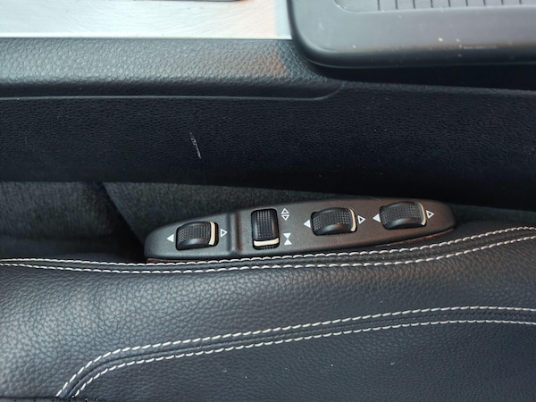 Used Mercedes-Benz E-Class 2012 for sale - 76238983: Photo 85