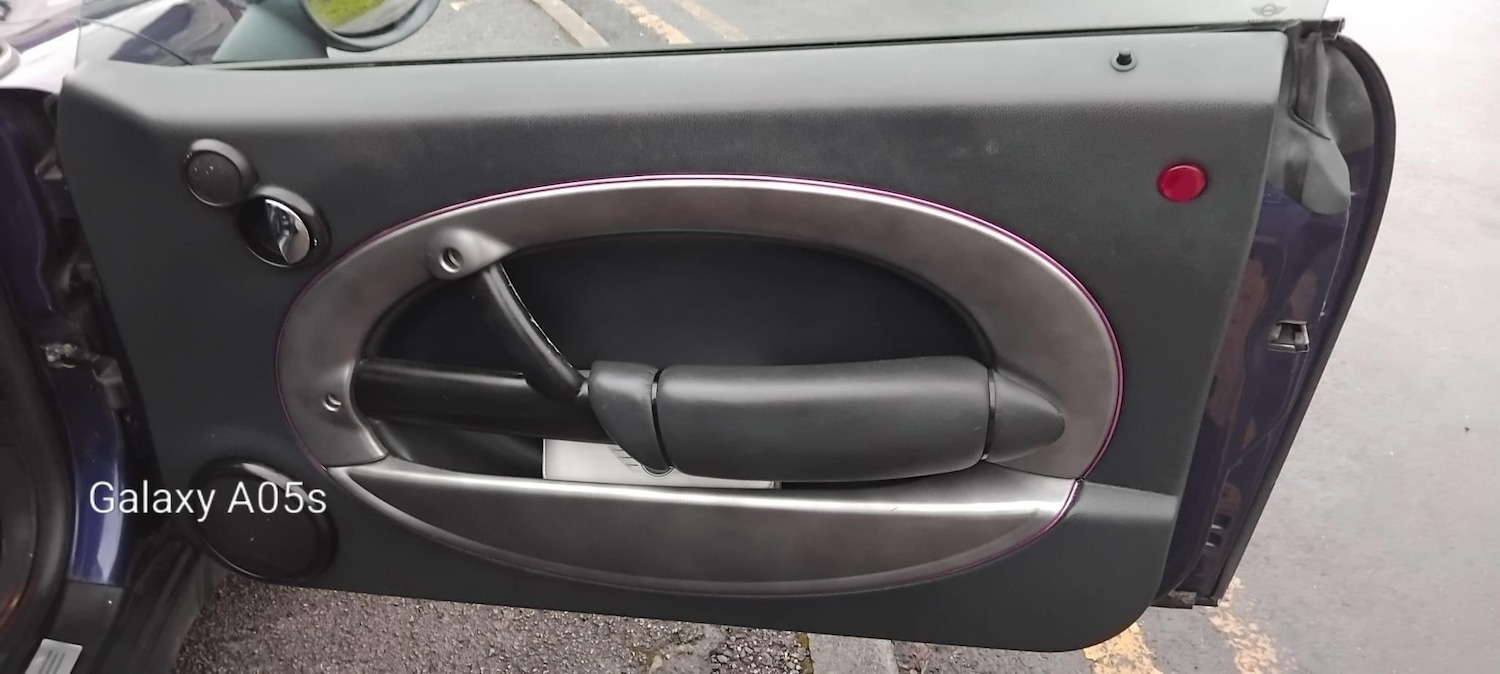 Used MINI Hatch 2005 for sale - 77202899: Photo 27