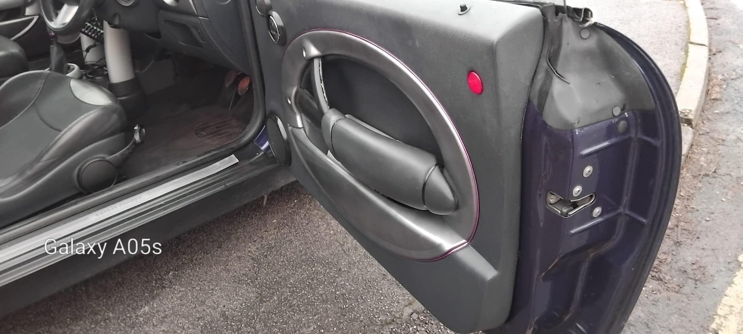 Used MINI Hatch 2005 for sale - 77202899: Photo 60