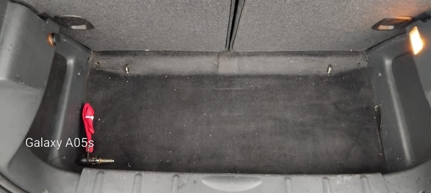 Used MINI Hatch 2005 for sale - 77202899: Photo 90